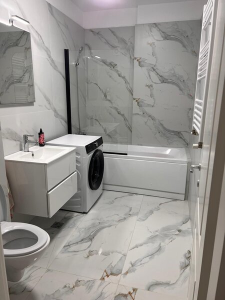 Preciziei, metrou 6 minute, 2camere, 59 mp+2 balcoane, mobilat-utilat.