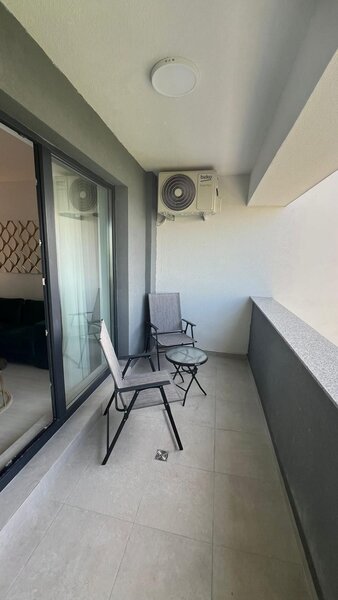 Preciziei, metrou 6 minute, 2camere, 59 mp+2 balcoane, mobilat-utilat.