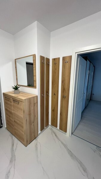Preciziei, metrou 6 minute, 2camere, 59 mp+2 balcoane, mobilat-utilat.